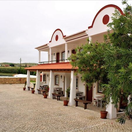 Patio Da Figueira Hotel Torres Vedras Exterior photo